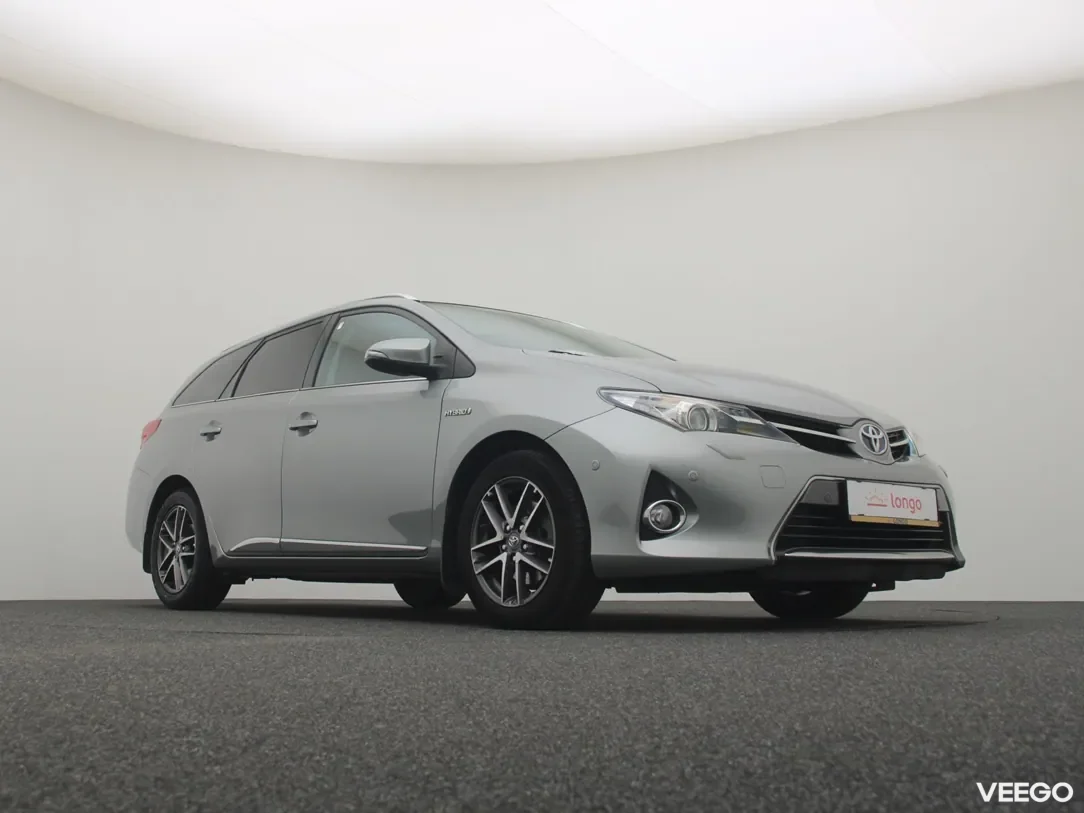 Toyota Auris 1.8 100kW