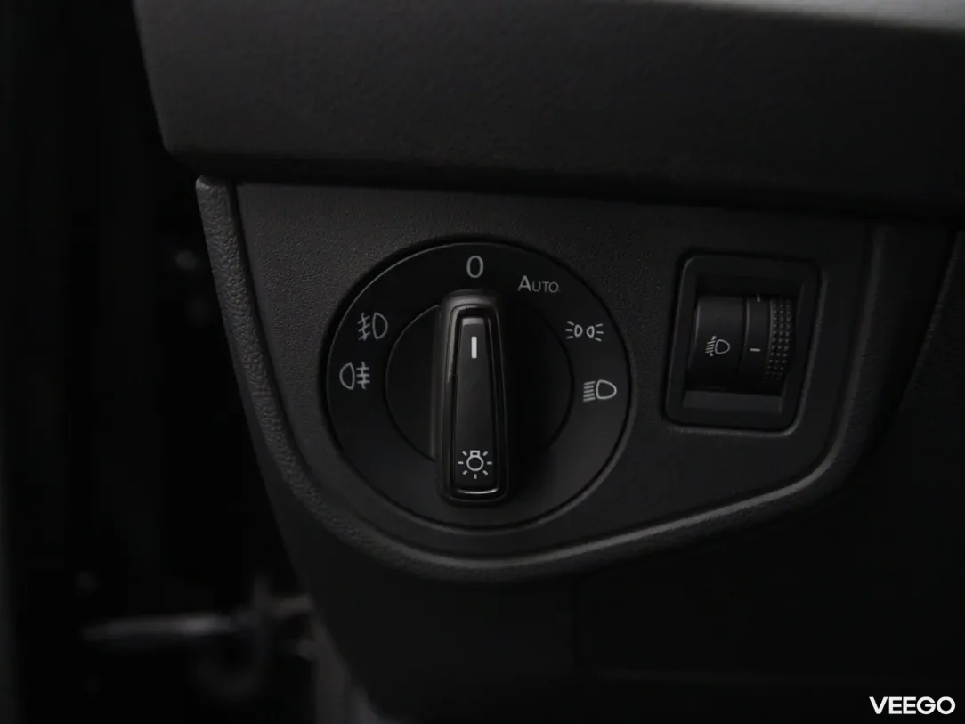 Volkswagen Polo 1 70kW