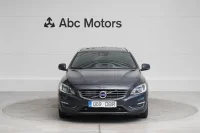 Volvo V60 Summum D4 2 140kW thumbnail