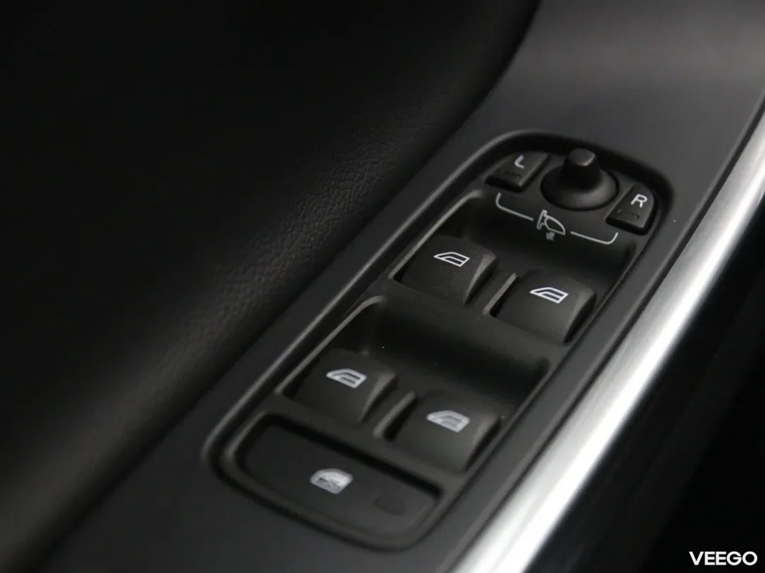 Volvo XC60 2 180kW