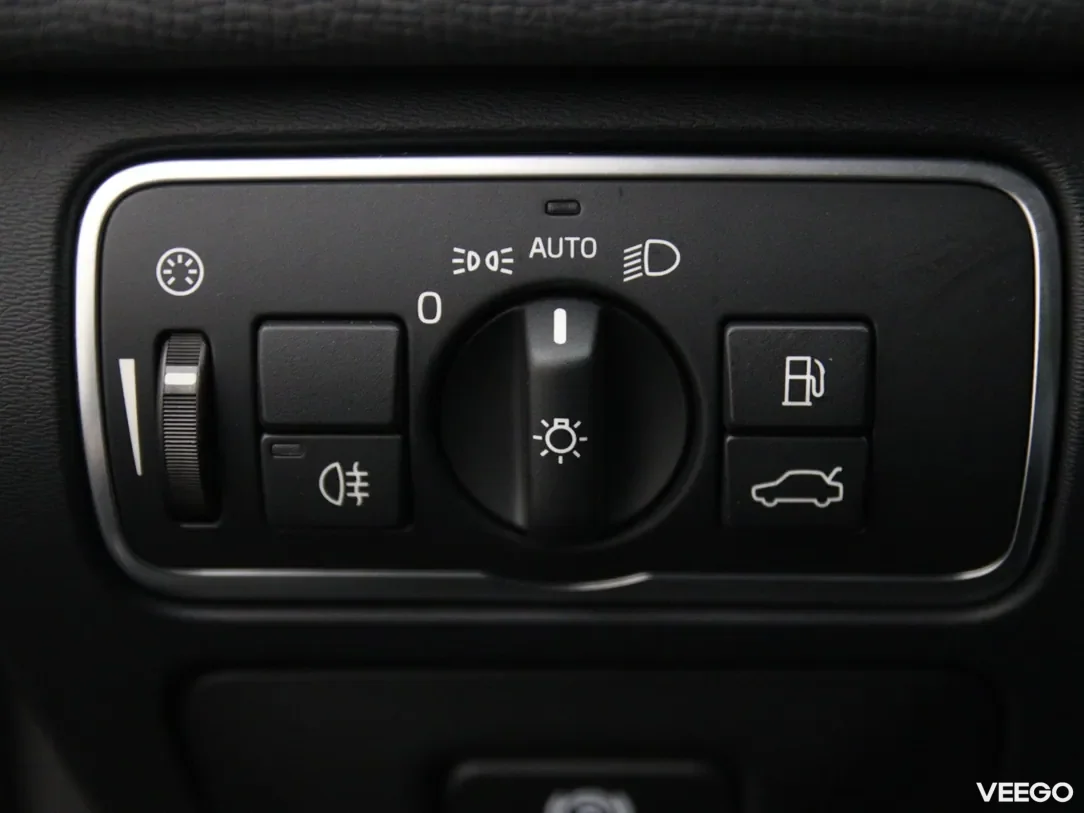 Volvo XC60 2 180kW