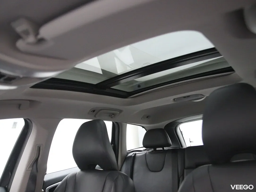 Volvo XC60 2 180kW