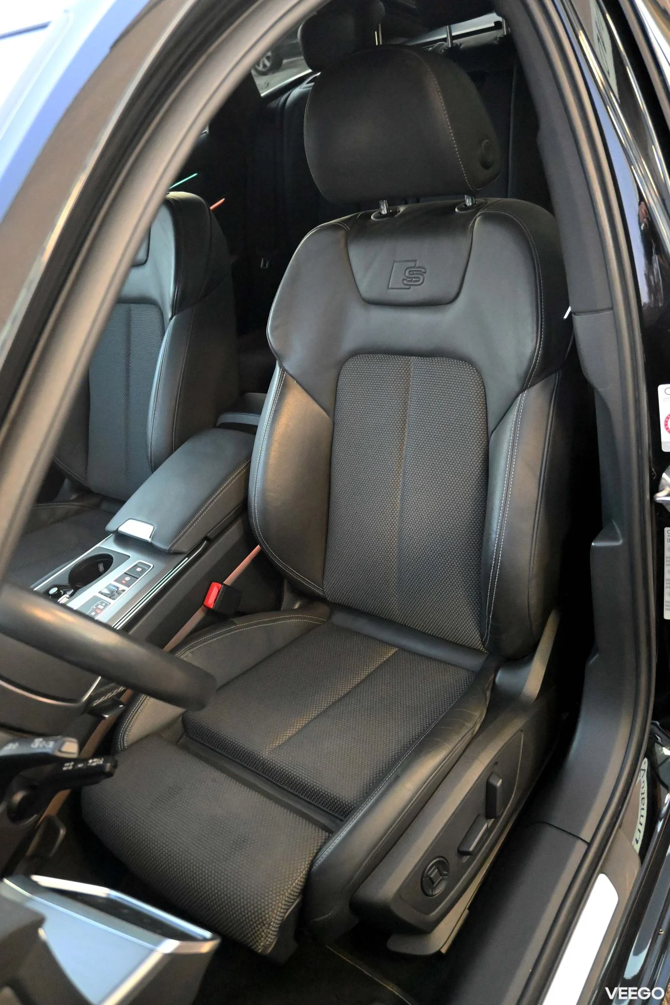 Audi A6 50 TFSI e QUATTRO B&O S-LINE SAFETY PRO 2 195kW