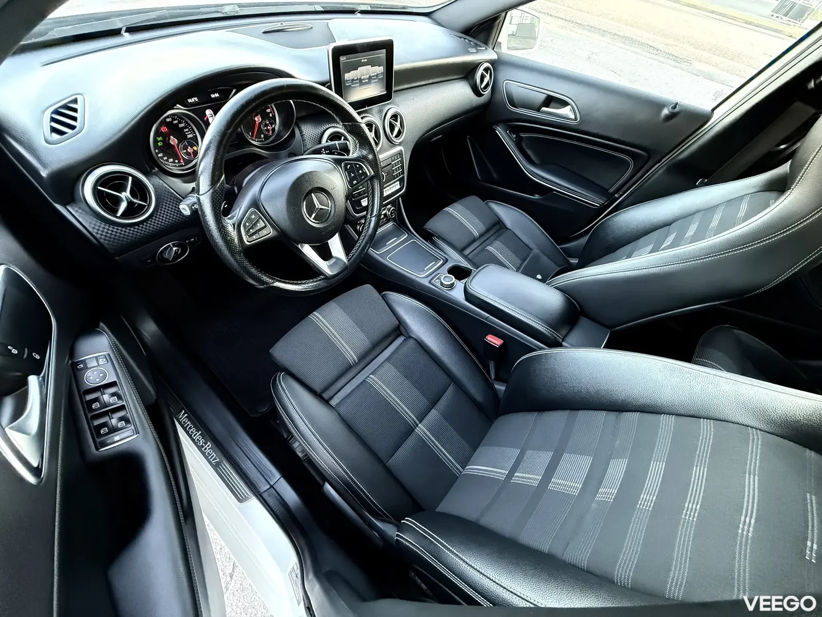 Mercedes-Benz A200 D AMG Sportpakett 2.1 100kW