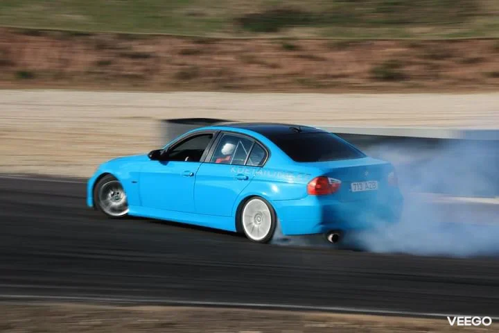 BMW 330 E90 330i 200kW