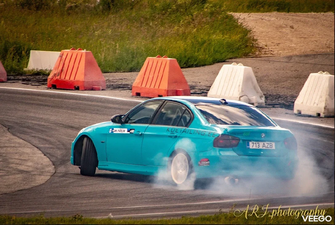 BMW 330 E90 330i 200kW