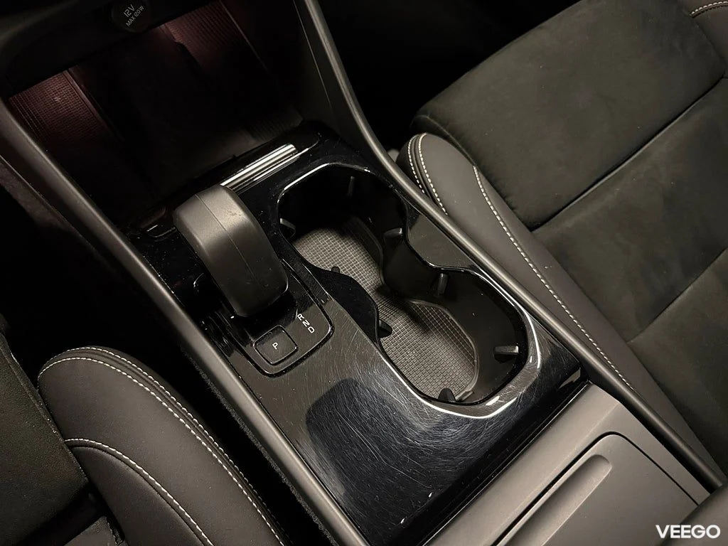 Volvo XC40 Recharge Twin 408HK Plus /Drag /B-Kamera /Moms 300kW