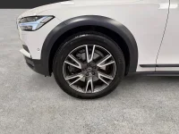 Volvo V90 D4 AWD 190HK Pro /Pano /Drag 140kW thumbnail