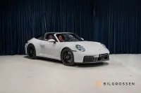 Porsche 911 992.2 Targa 4 GTS SportDesign Kolfiber BOSE HUD Lyft 398kW
