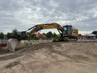 Caterpillar 323 122kW