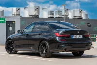 BMW 320 xDrive M-Sport 2.0 140kW thumbnail