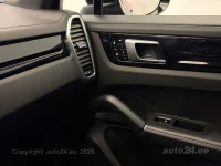 Porsche Cayenne Coupe Hybrid 2.9 250kW thumbnail