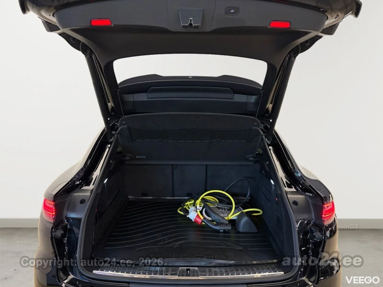 Porsche Cayenne Coupe Hybrid 2.9 250kW