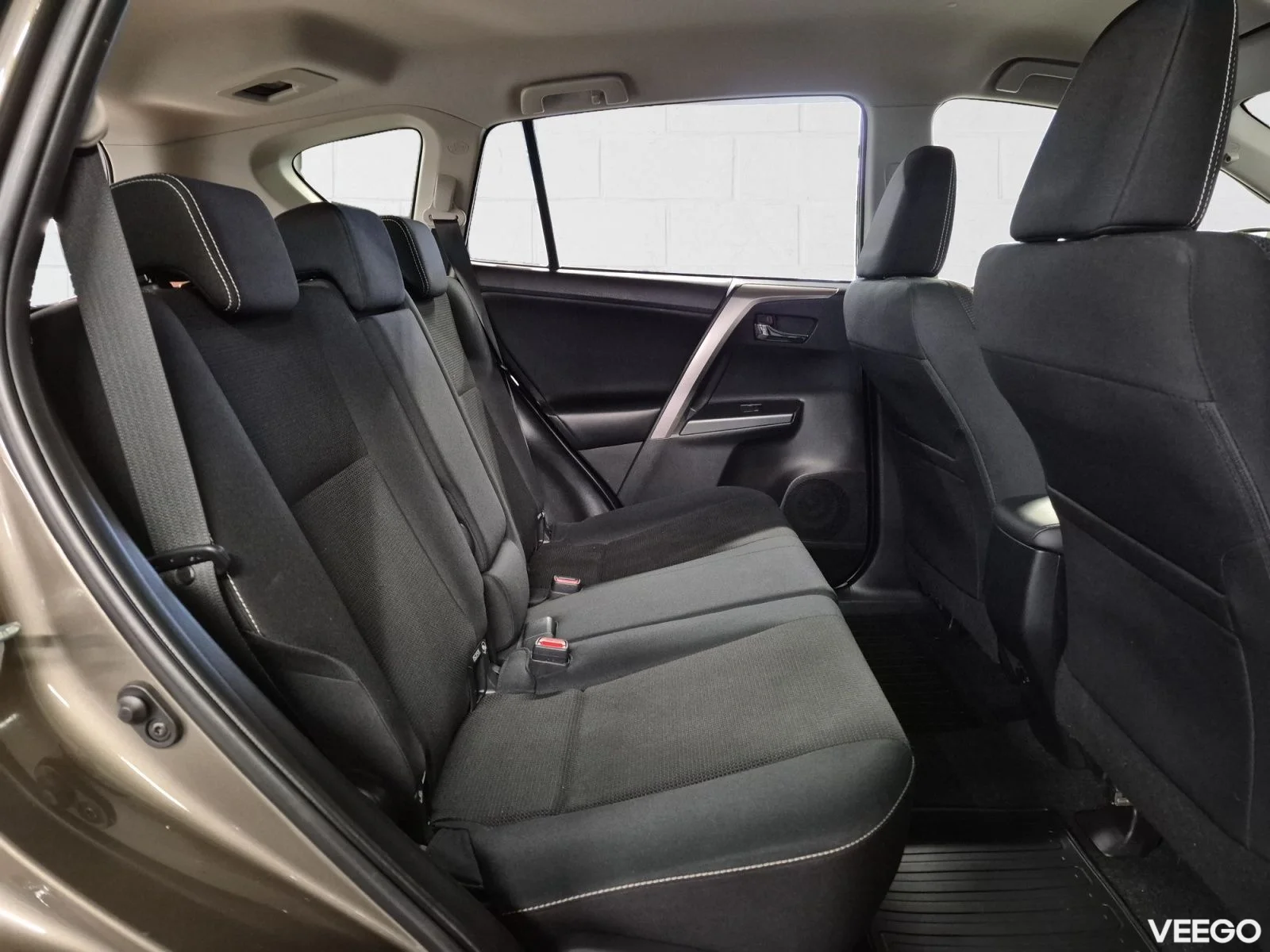 Toyota RAV4 Luxury Plus AWD 2 112kW