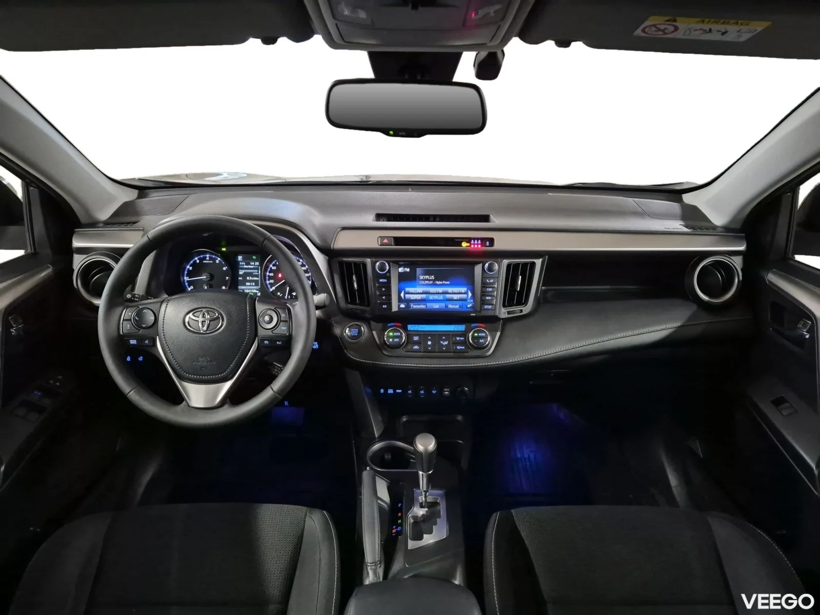 Toyota RAV4 Luxury Plus AWD 2 112kW
