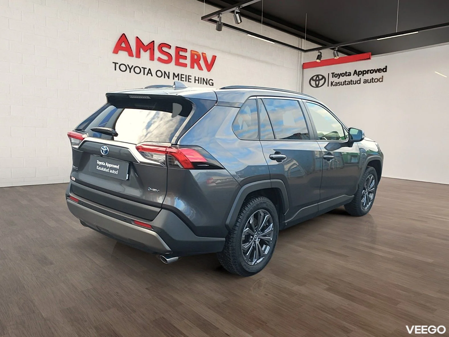 Toyota RAV4 Luxury Limited 2.5 131kW