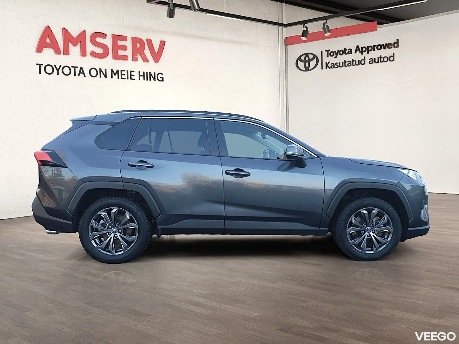 Toyota RAV4 Luxury Limited 2.5 131kW