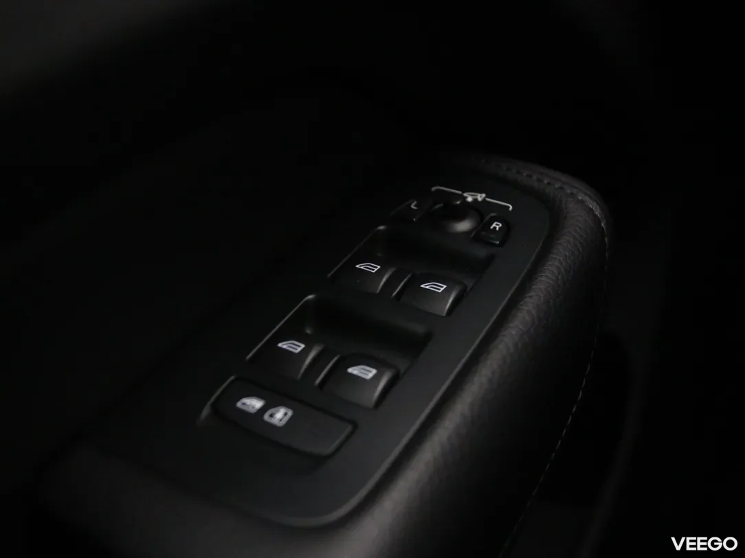 Volvo XC60 2 184kW