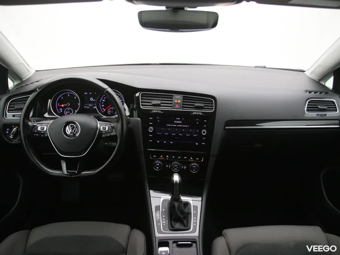 Volkswagen Golf 1.6 85kW
