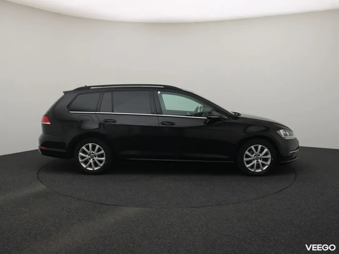 Volkswagen Golf 1.6 85kW