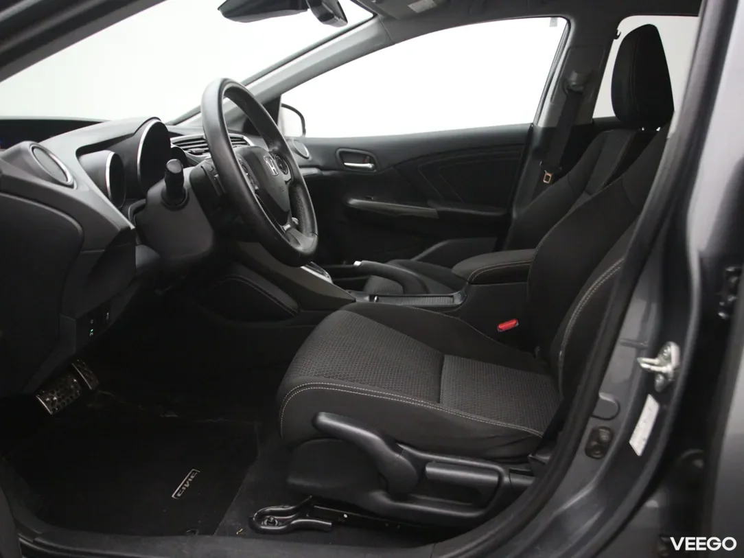 Honda Civic 1.8 104kW