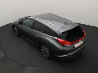 Honda Civic 1.8 104kW thumbnail
