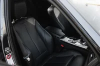 BMW 320 2.0 135kW thumbnail