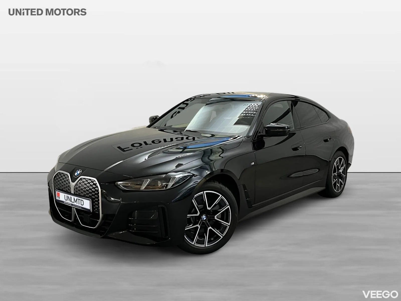 BMW i4 eDrive40 M Sport HiFi  18" Drag Adptfarth Rattvärme 0kW