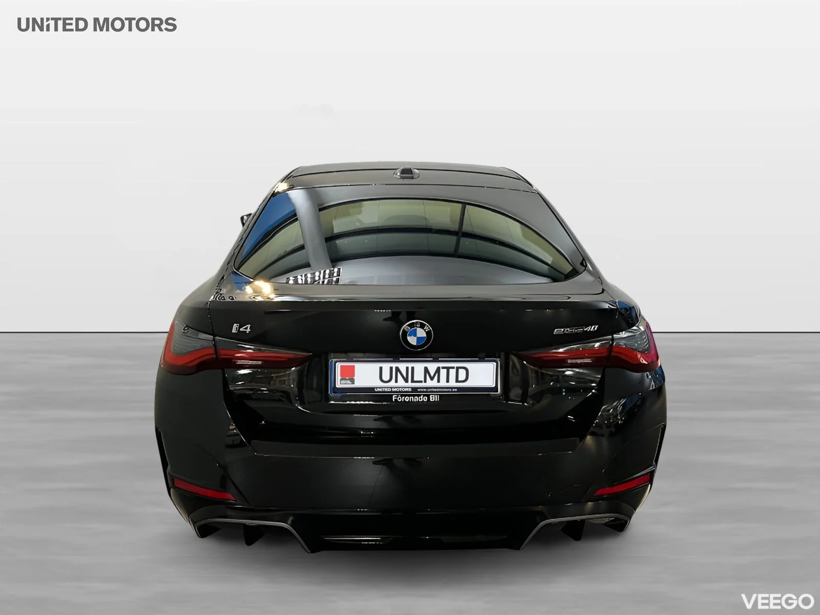 BMW i4 eDrive40 M Sport HiFi  18" Drag Adptfarth Rattvärme 0kW