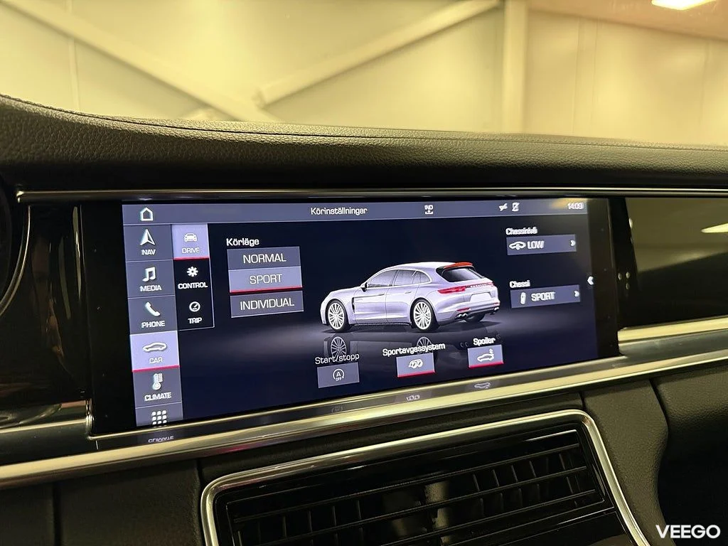 Porsche Panamera Sport Turismo PDK 330HK /Pano /Drag /Bose 243kW