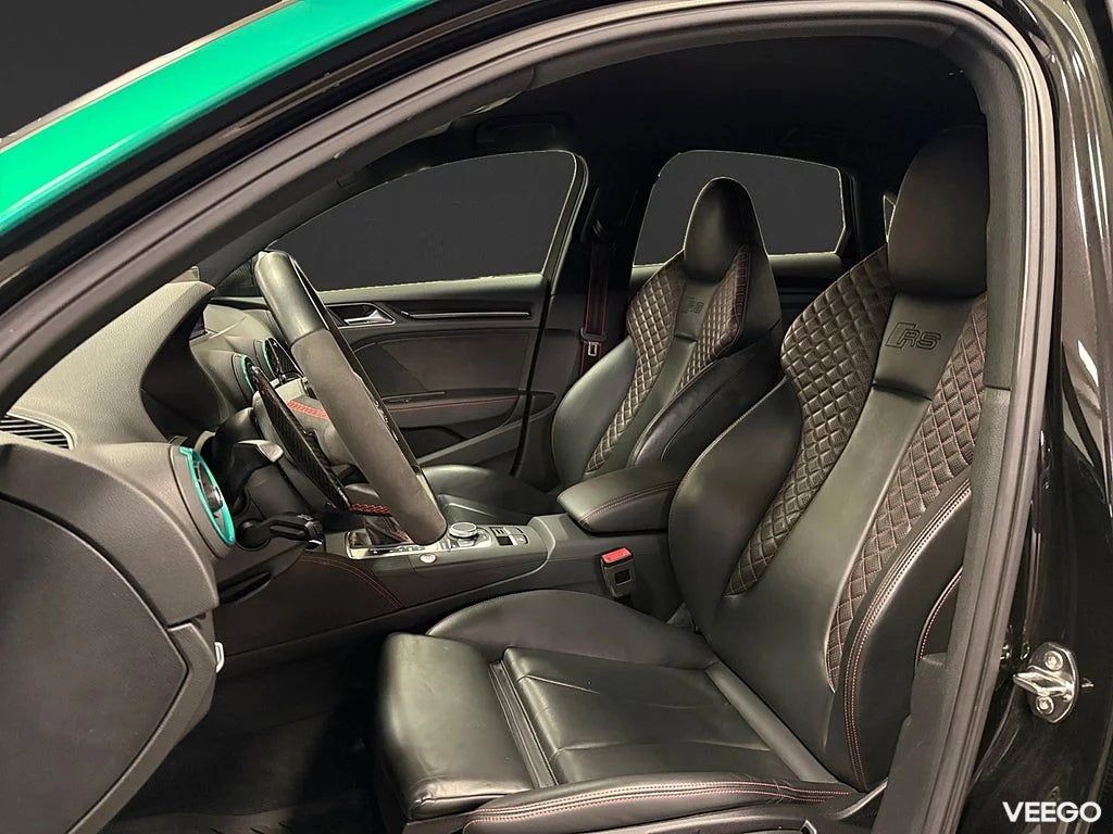 Audi RS 3 Sedan 400HK /Sportavgas /RS-Design /B&O 294kW