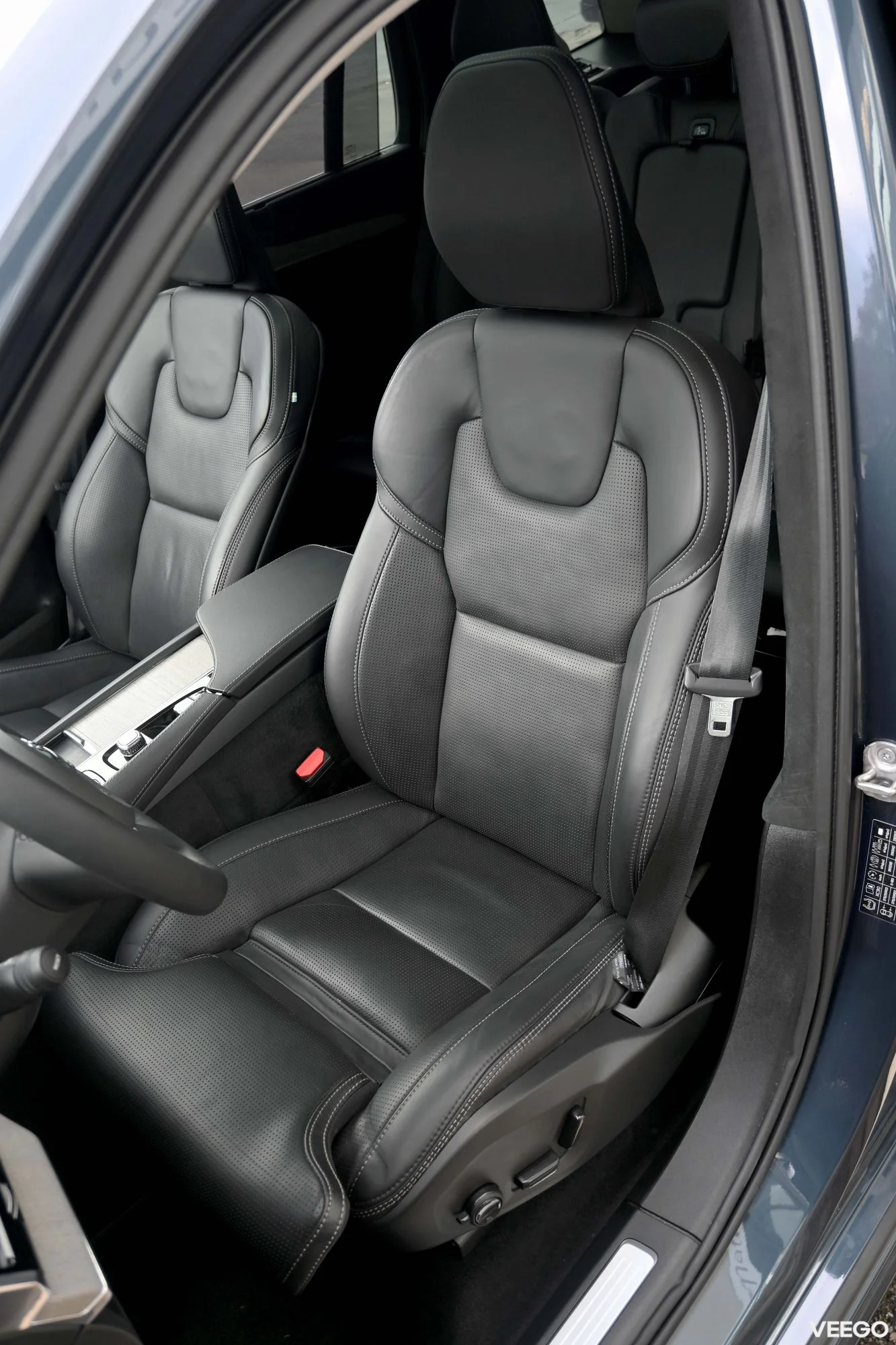 Volvo XC90 AWD T8 H&K 4C LUXURY+ ULTRA BRIGHT XENIUM INTELLI FULL MY2024 2 335kW