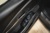 Mazda CX-30 Skyactiv-X Vision Plus 2 137kW thumbnail