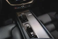 Volvo XC60 2.0 B4 Mild-Hybrid Plus Dark AWD 2 145kW thumbnail