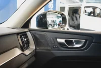 Volvo XC60 2.0 B4 Mild-Hybrid Plus Dark AWD 2 145kW thumbnail
