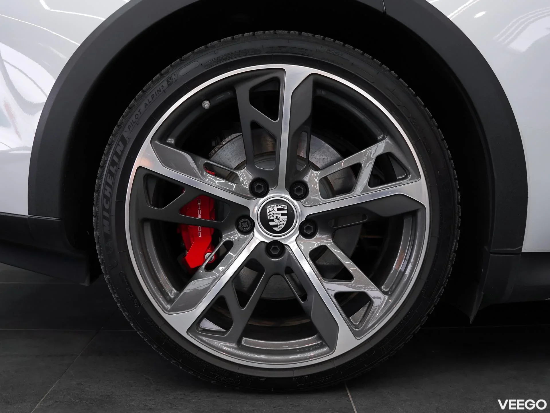 Porsche Taycan 350kW