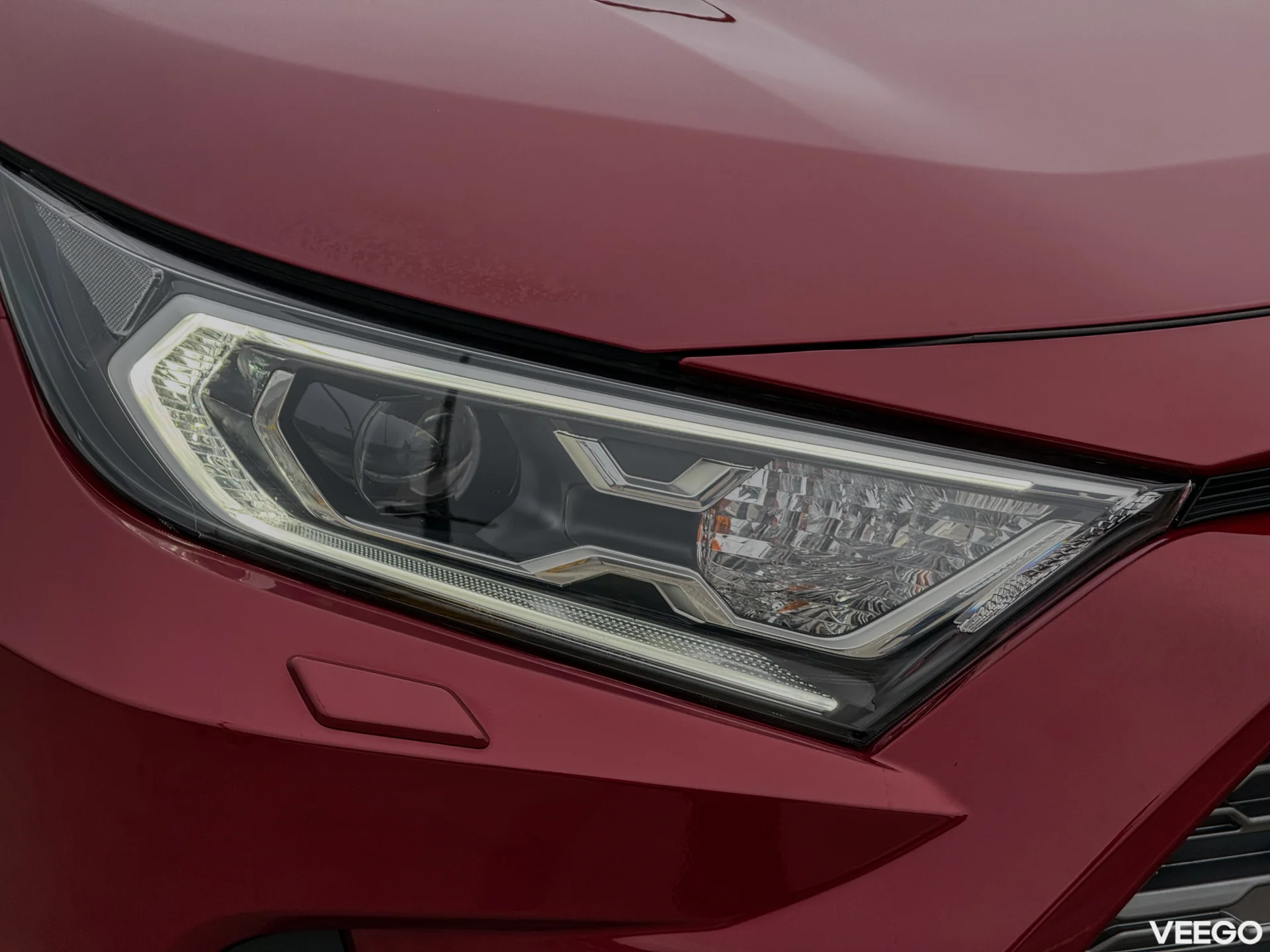 Toyota RAV4 Premium Hybrid 2.5 131kW