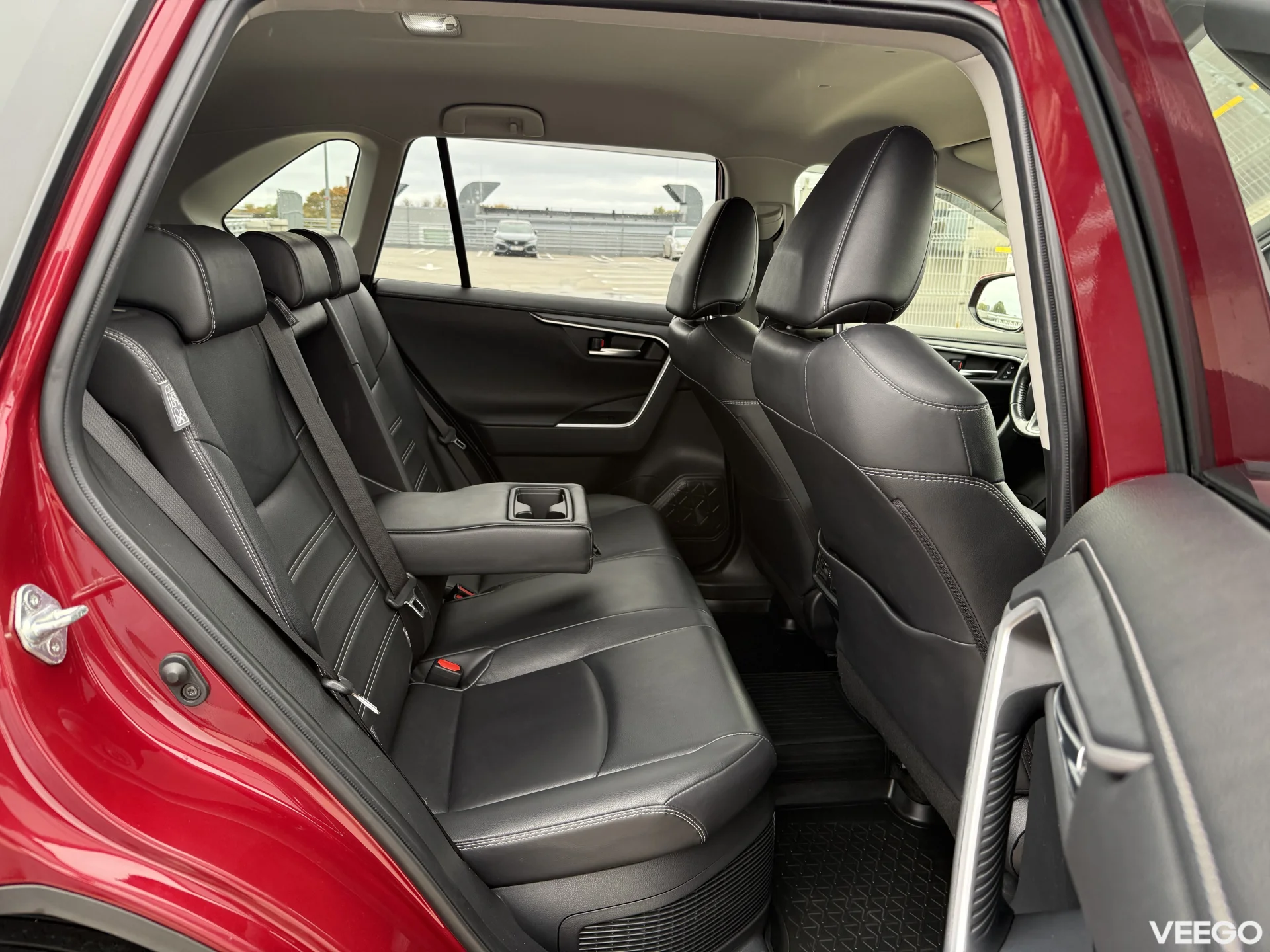 Toyota RAV4 Premium Hybrid 2.5 131kW