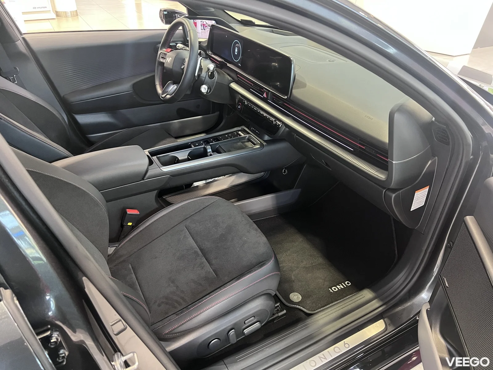 Hyundai IONIQ 6 0 239kW