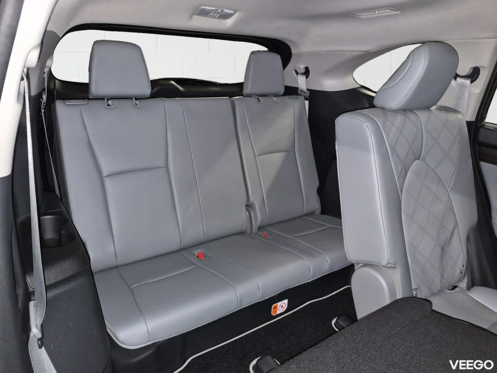 Toyota Highlander Premium AWD 2.5 140kW