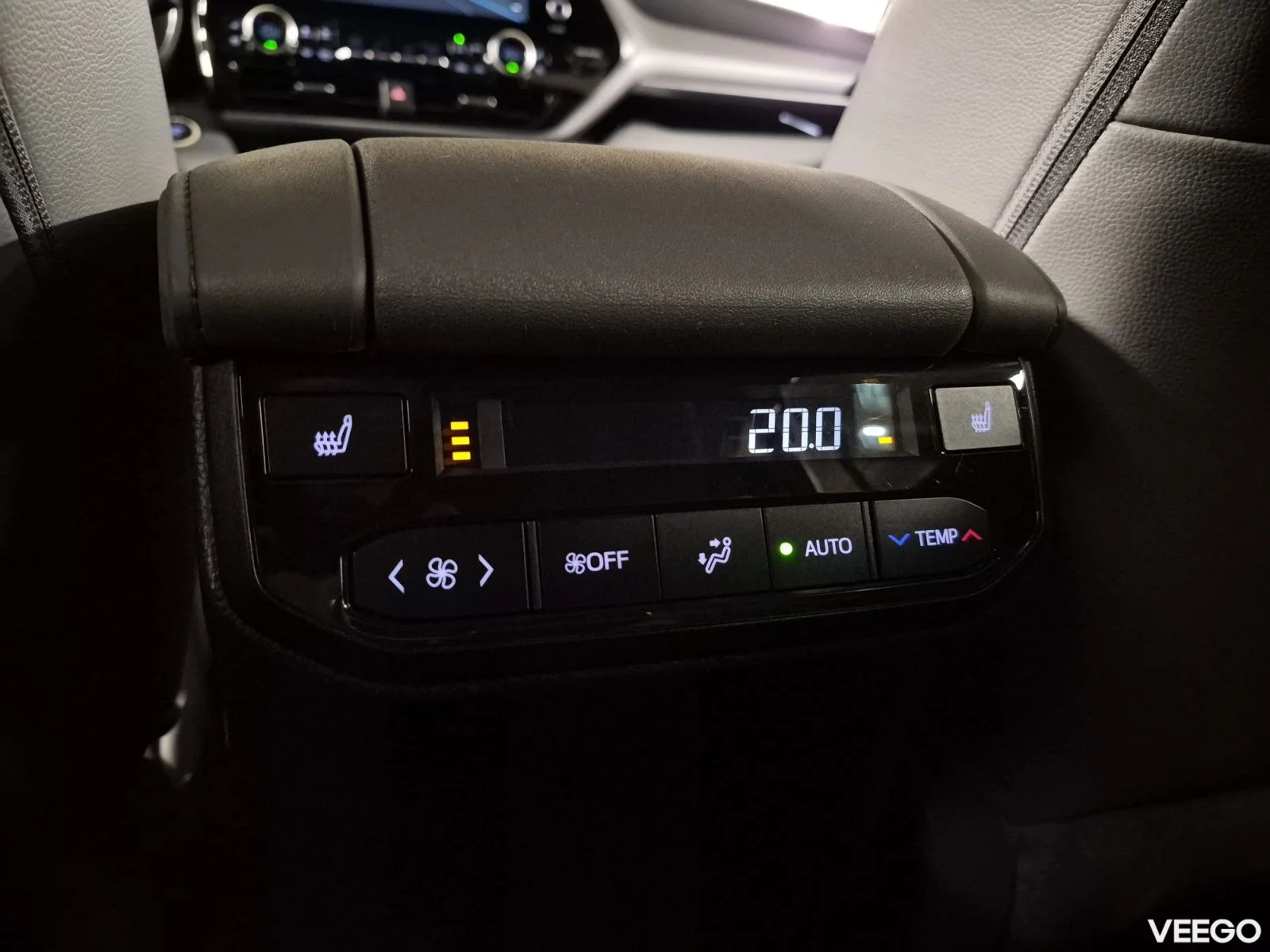 Toyota Highlander Premium AWD 2.5 140kW