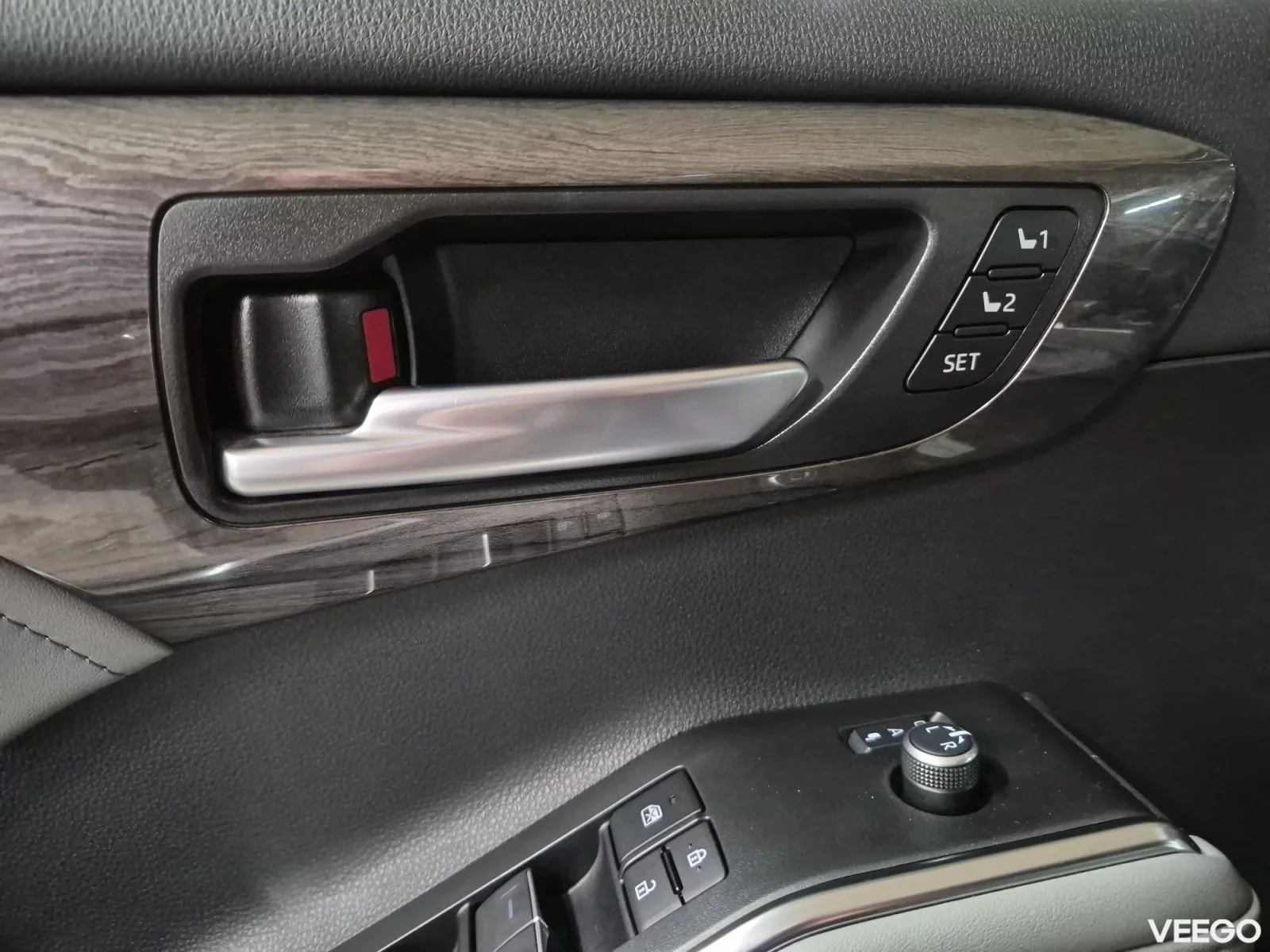 Toyota Highlander Premium AWD 2.5 140kW