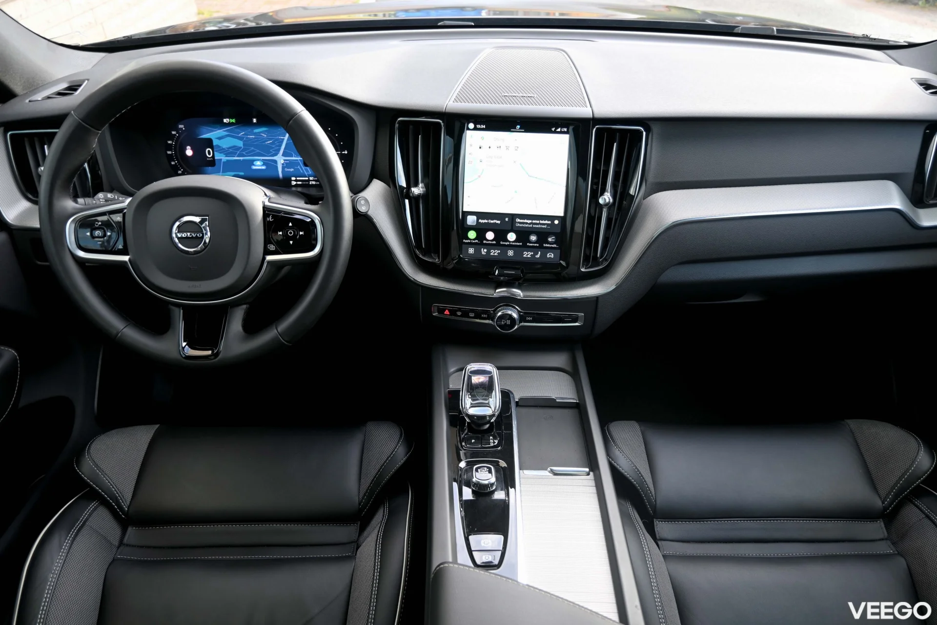 Volvo XC60 AWD H&K BLACK EDITION INTELLI SAFE PRO XENIUM 2 293kW