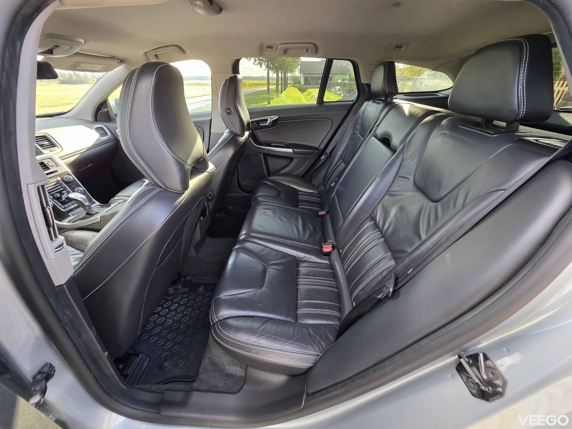 Volvo V60 2.4 158kW
