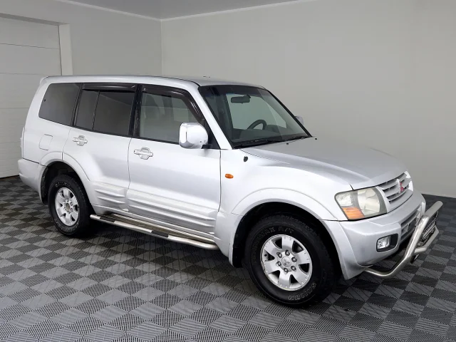 Mitsubishi Pajero 3.2l 121kW