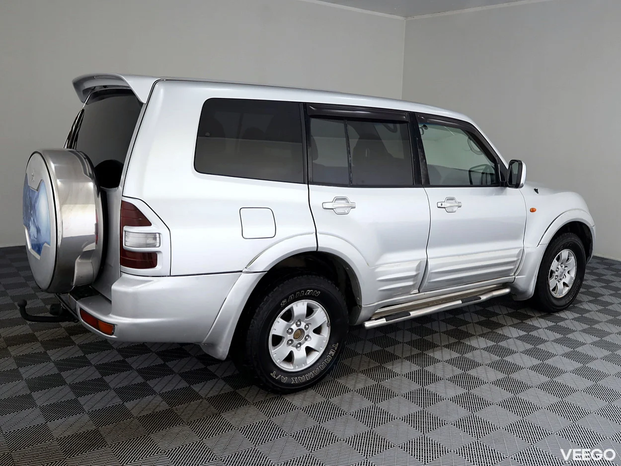 Mitsubishi Pajero 3.2 121kW