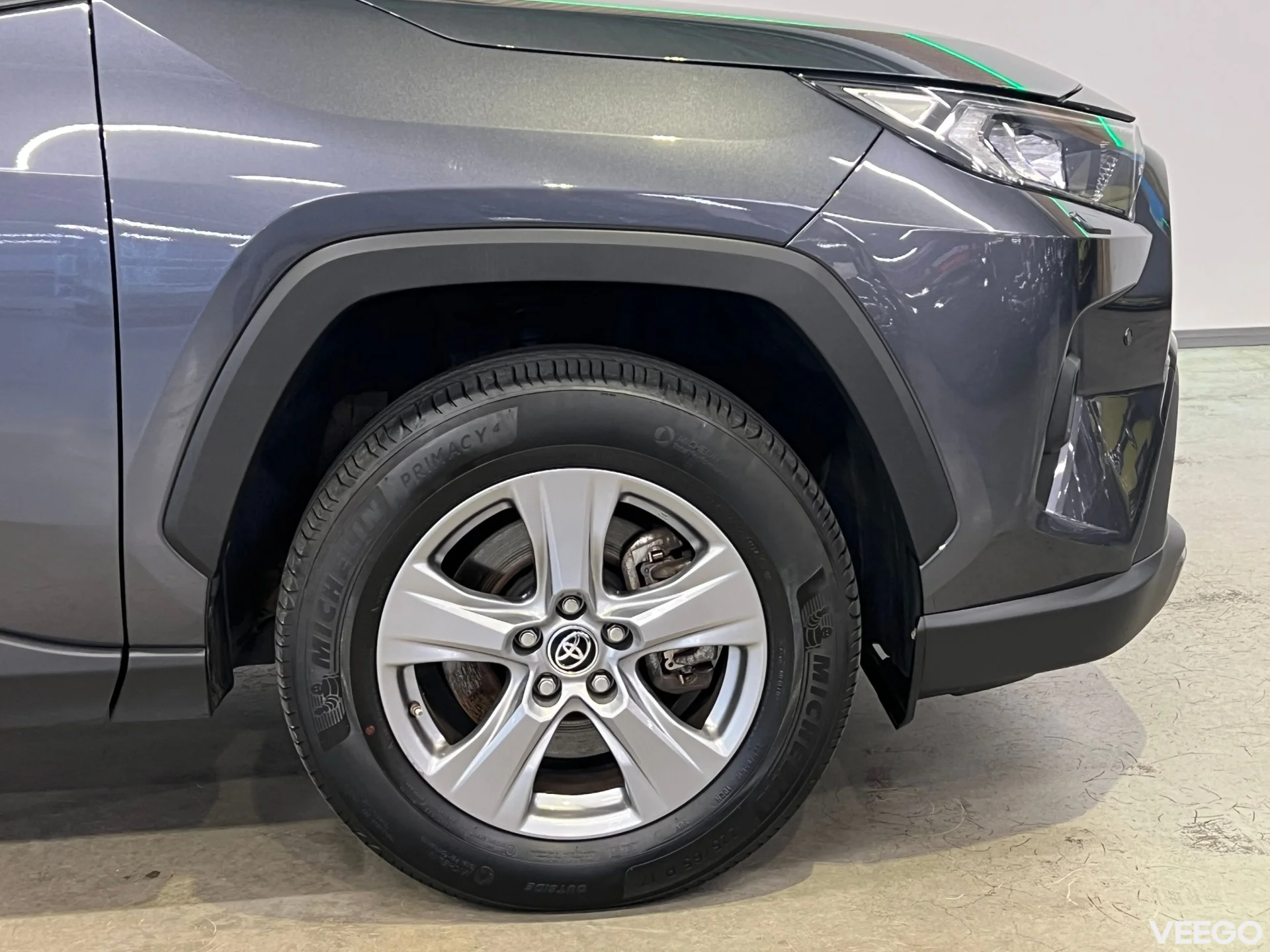Toyota RAV4 - 2.5 131kW