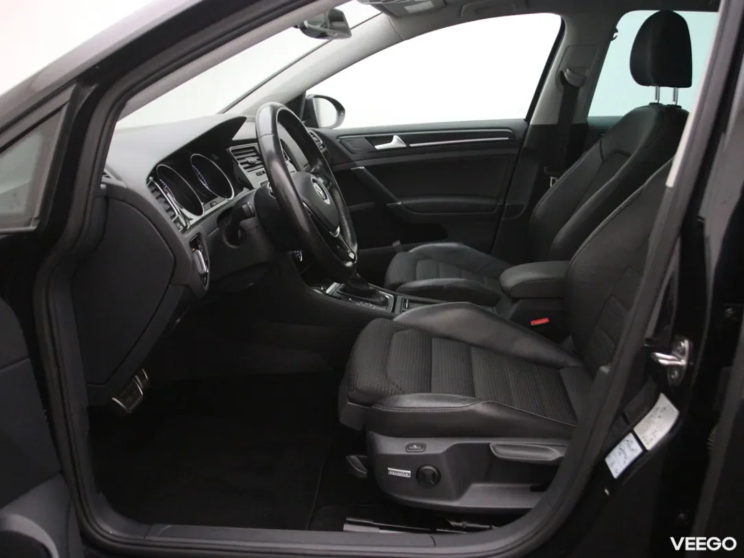 Volkswagen Golf 1.4 110kW