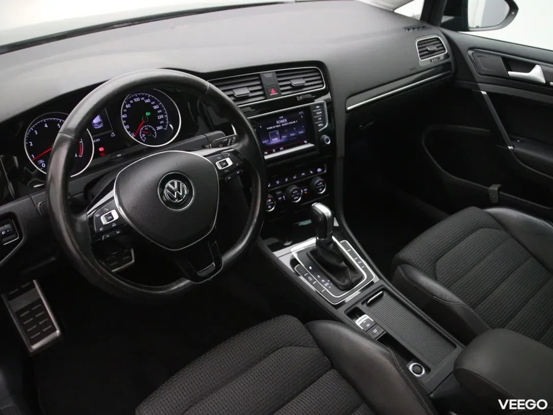 Volkswagen Golf 1.4 110kW