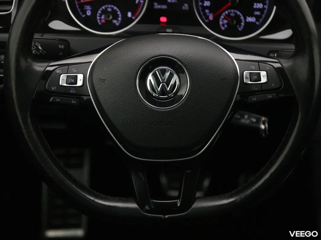 Volkswagen Golf 1.4 110kW